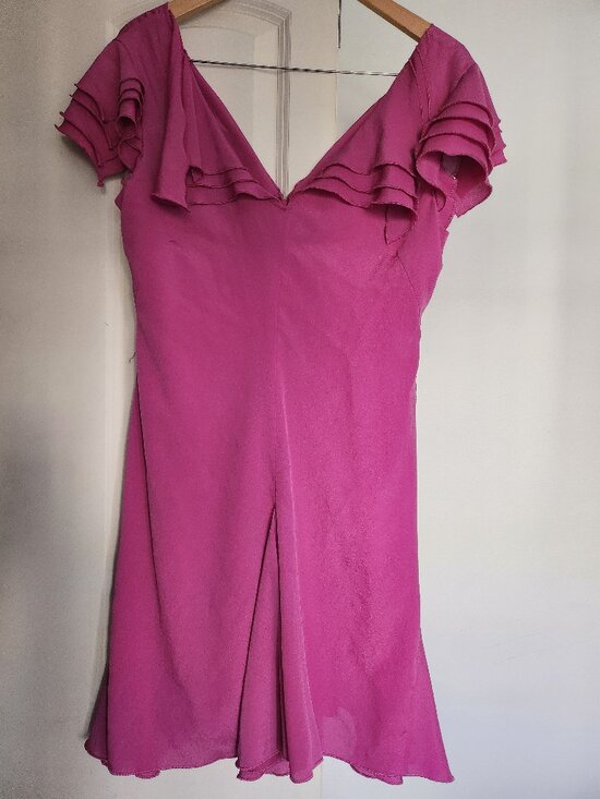 Zac Posen Dresses & Skirts - Zac Posen Vintage Knee Length Dress Dusty Rose Pink V-Neck Elegant